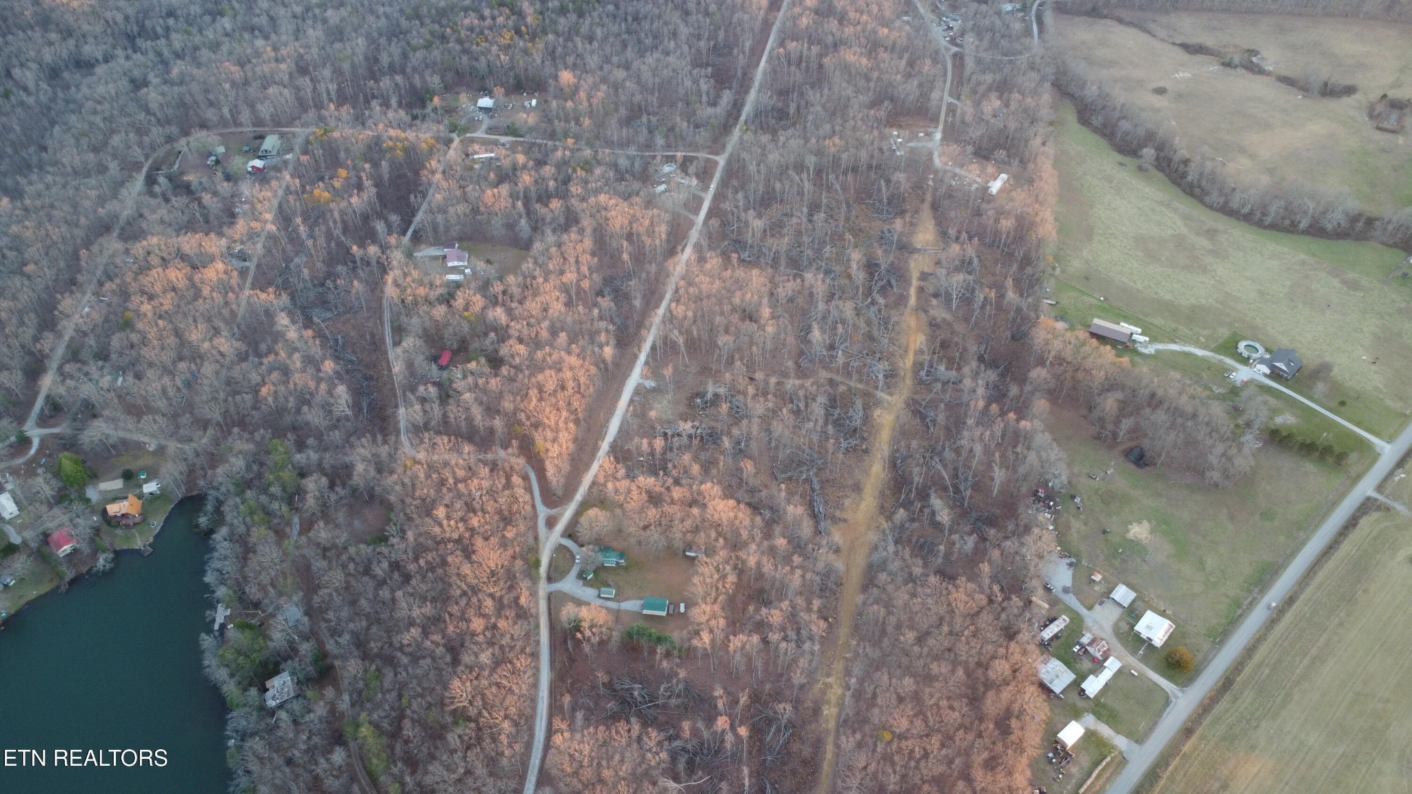 19 Diane Circle Crossville TN 38572