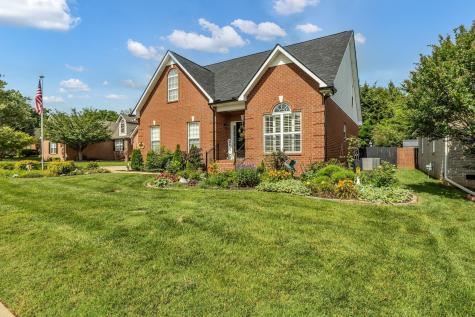 2988 Barnstable Court Murfreesboro TN 37127