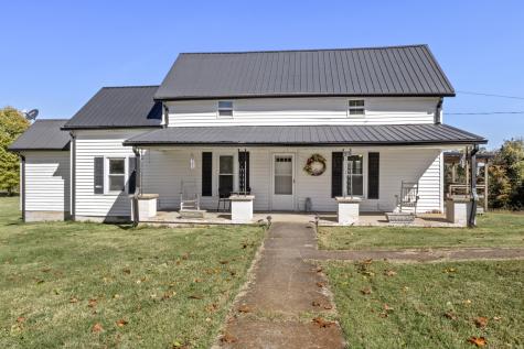 1325 Huggins Road Clarksville TN 37040