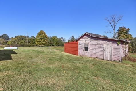 1325 Huggins Road Clarksville TN 37040