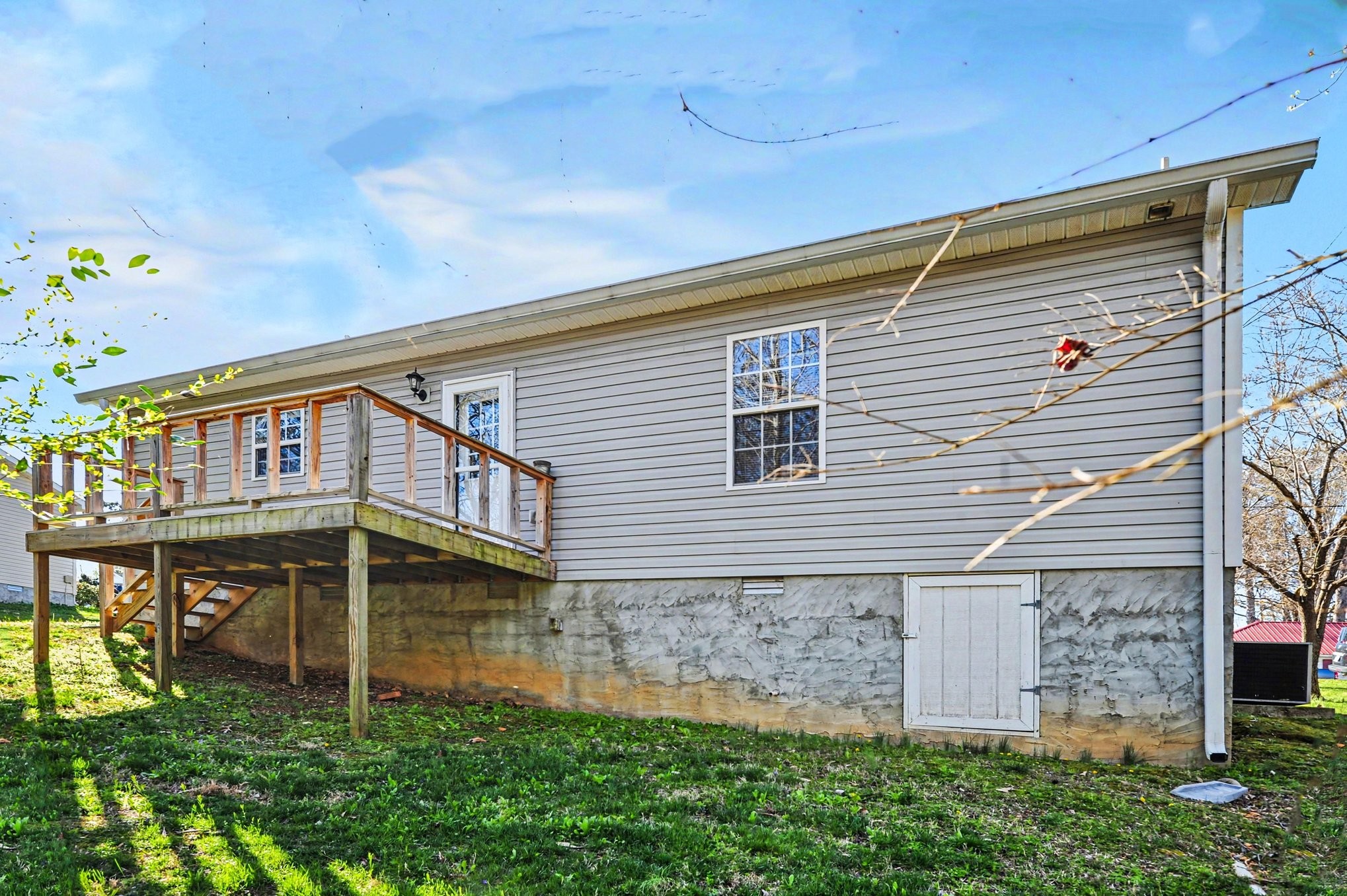 137 N Poole Street Ashland City TN 37015