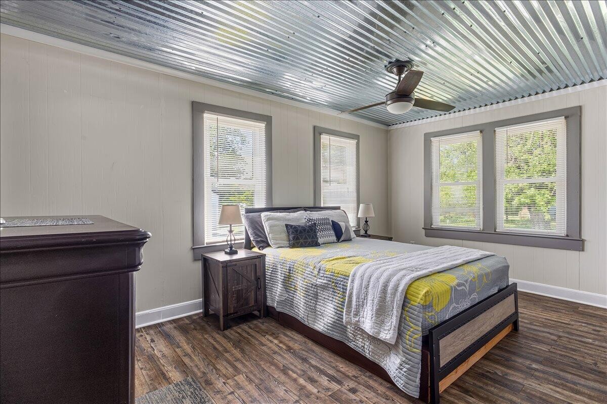917 Central Avenue Athens TN 37303
