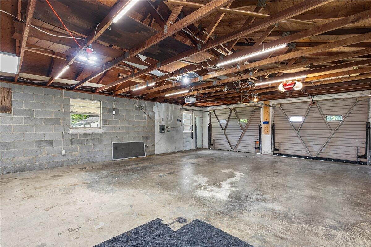 917 Central Avenue Athens TN 37303