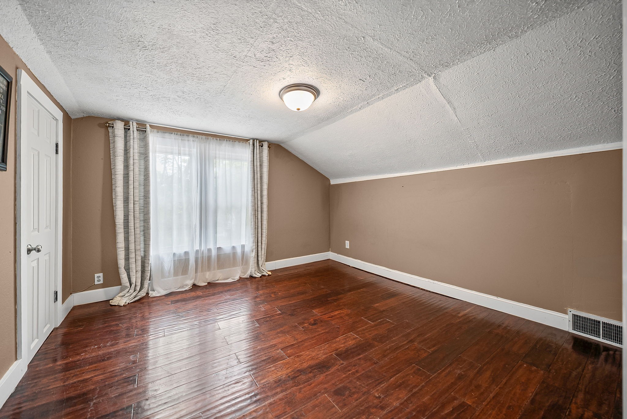 311 Beech Street Clarksville TN 37042