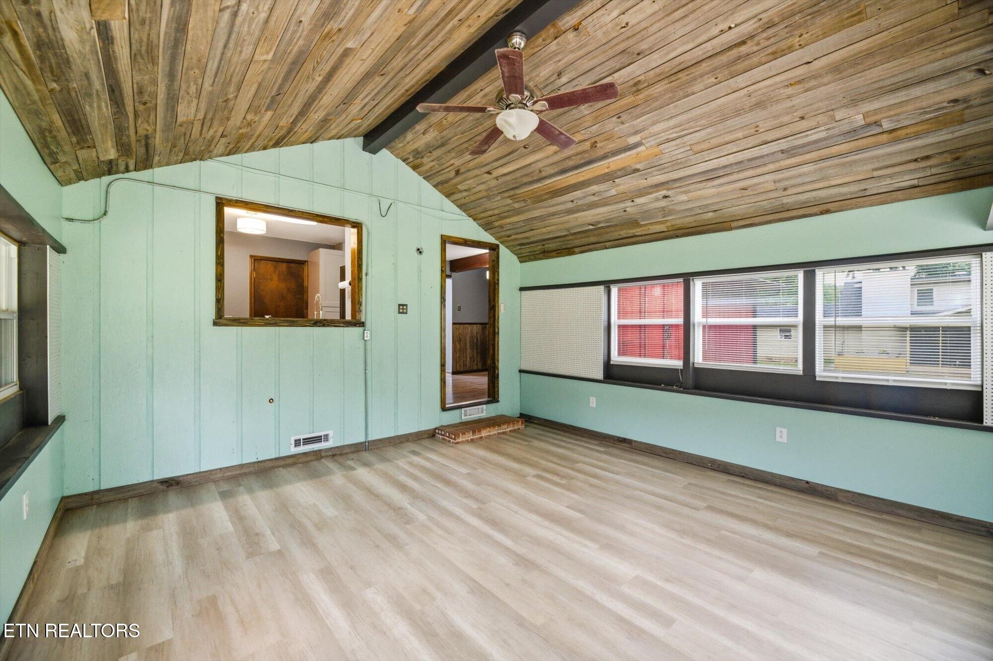107 County Road 584 Englewood TN 37329