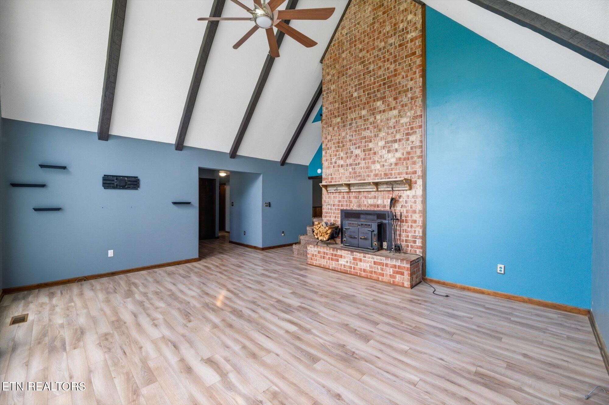 107 County Road 584 Englewood TN 37329