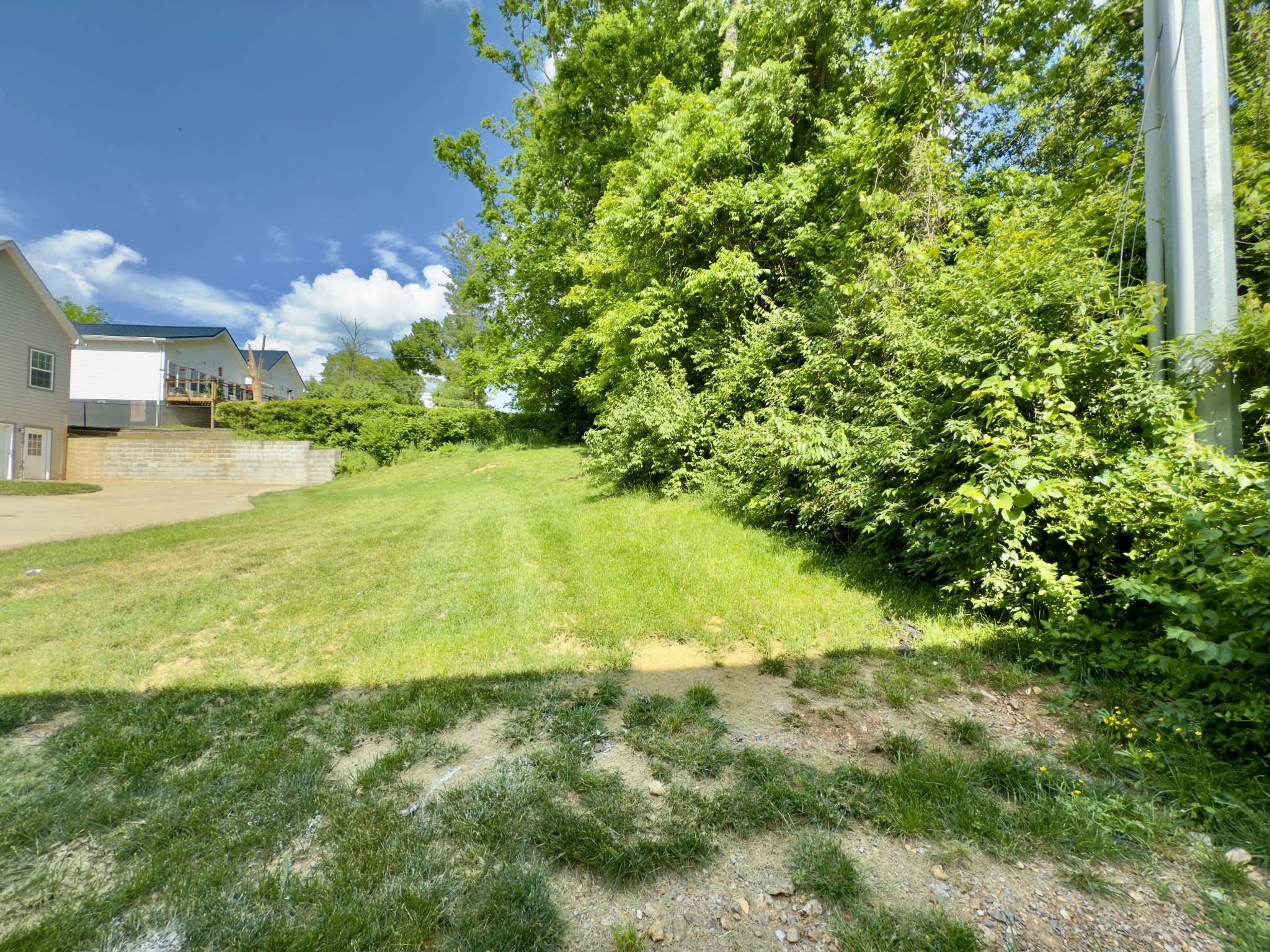 451 N 1st Street Clarksville TN 37040