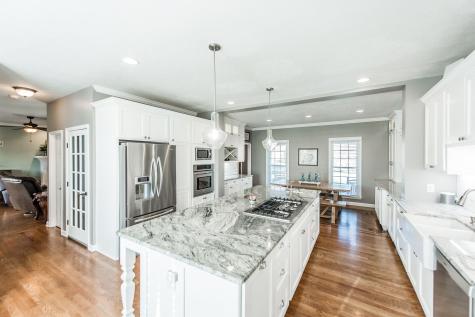 1124 Forestpointe Hendersonville TN 37075