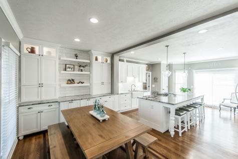 1124 Forestpointe Hendersonville TN 37075