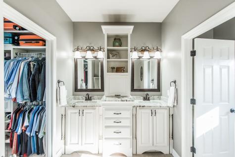 1124 Forestpointe Hendersonville TN 37075