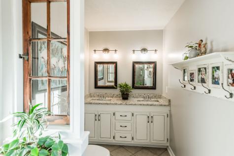 1124 Forestpointe Hendersonville TN 37075