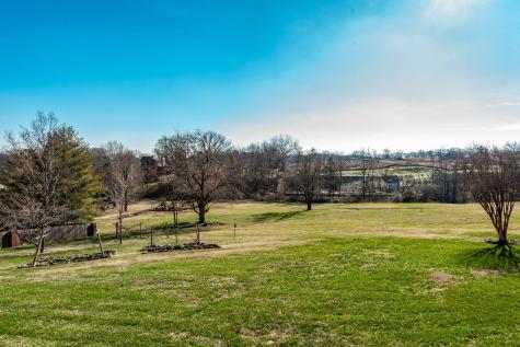1124 Forestpointe Hendersonville TN 37075