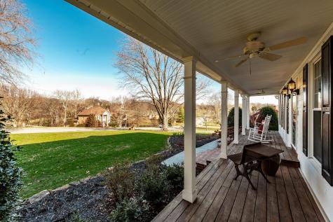 1124 Forestpointe Hendersonville TN 37075