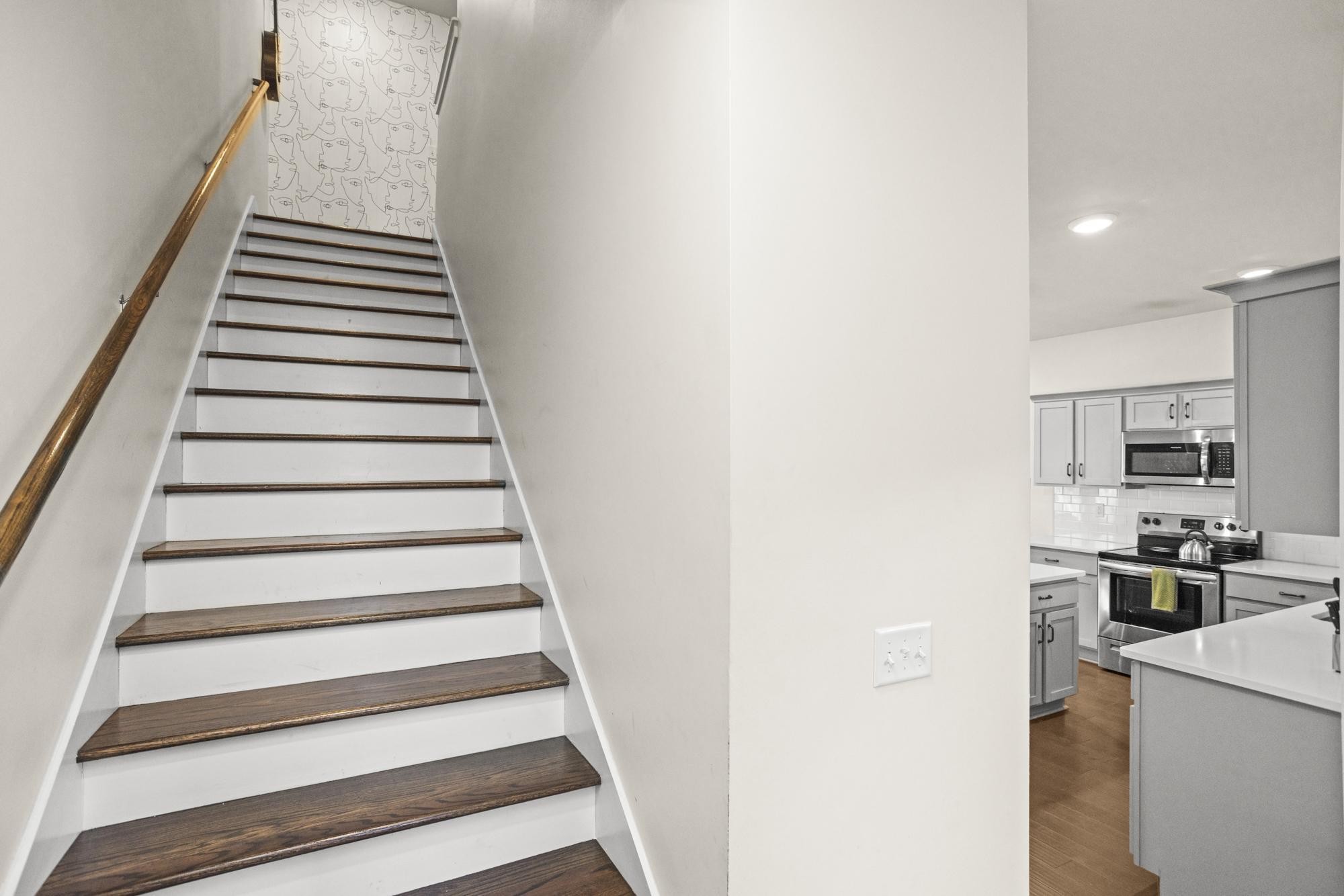 450 Glastonbury Road Nashville TN 37217
