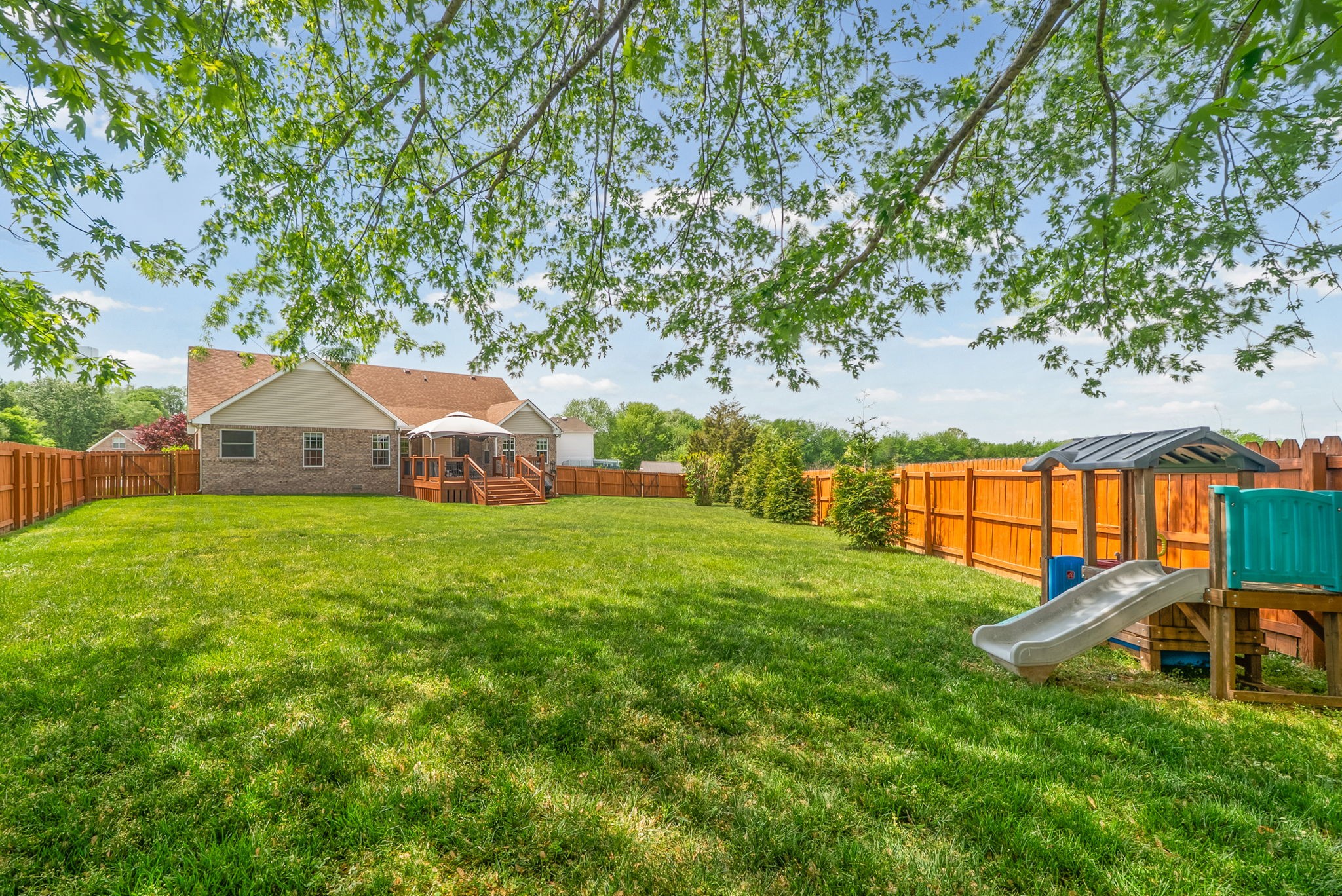 407 Walkaway Court Clarksville TN 37043