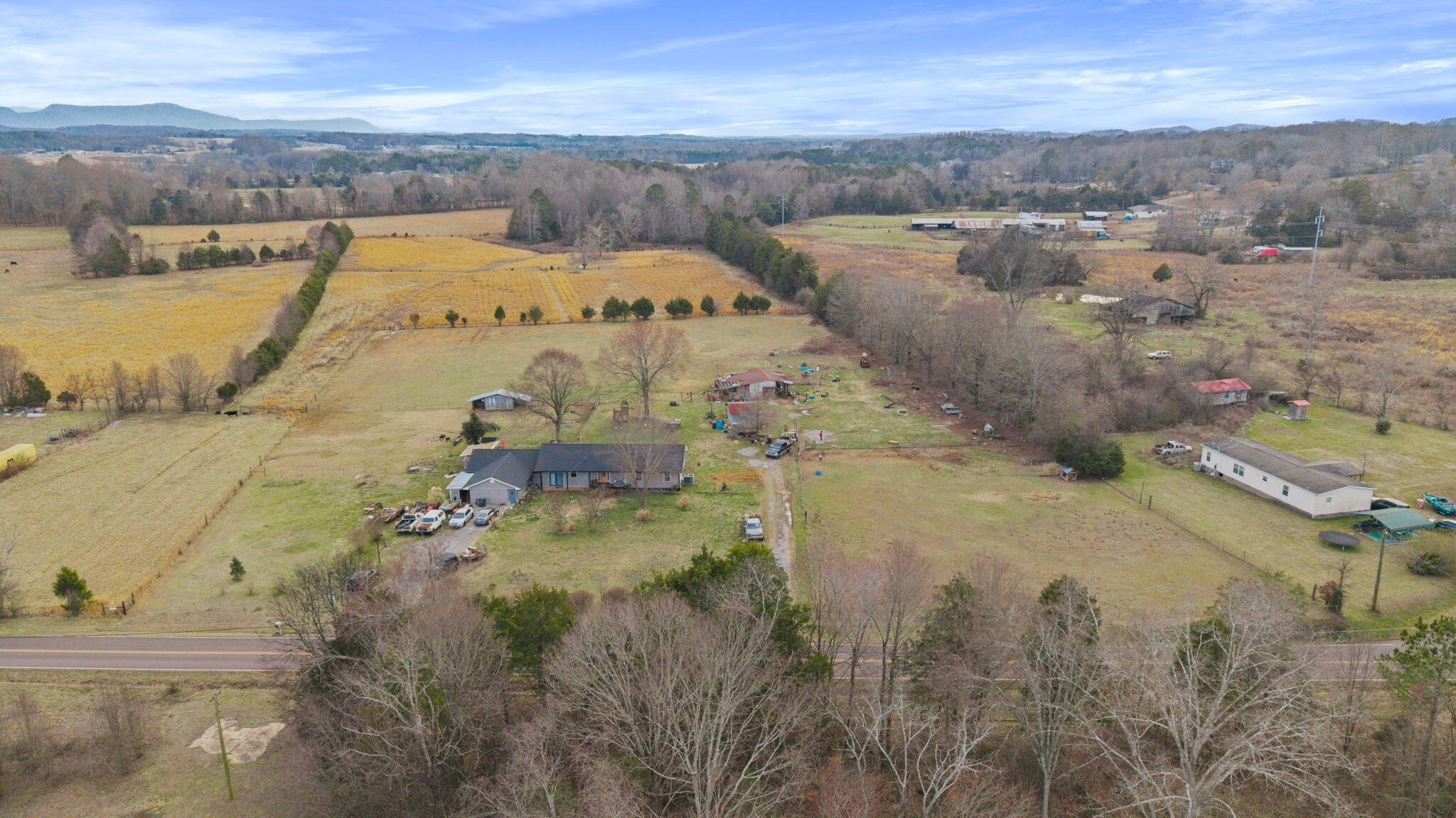 338 County Road 435 Englewood TN 37329