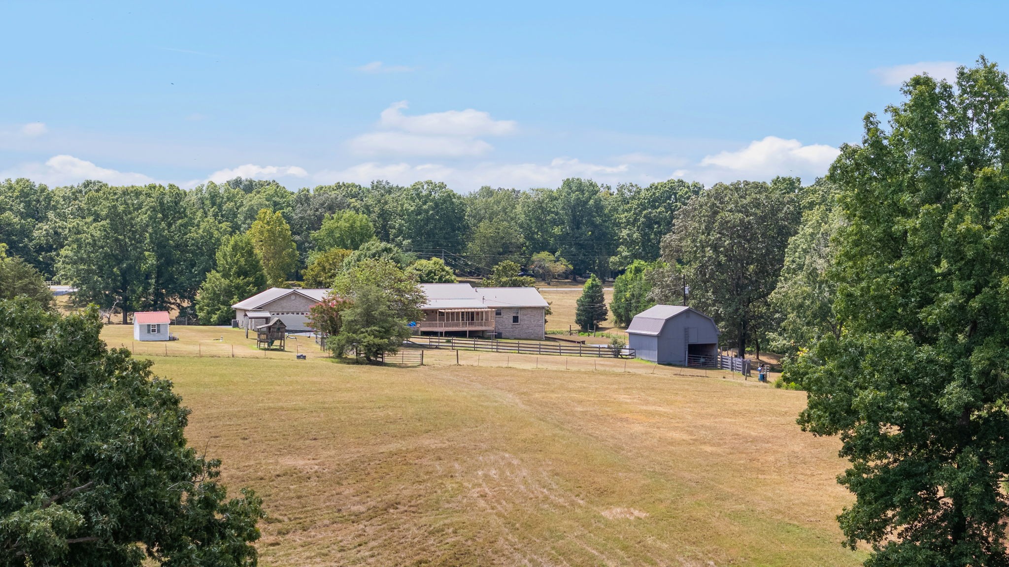 2820 Skyview Drive Centerville TN 37033
