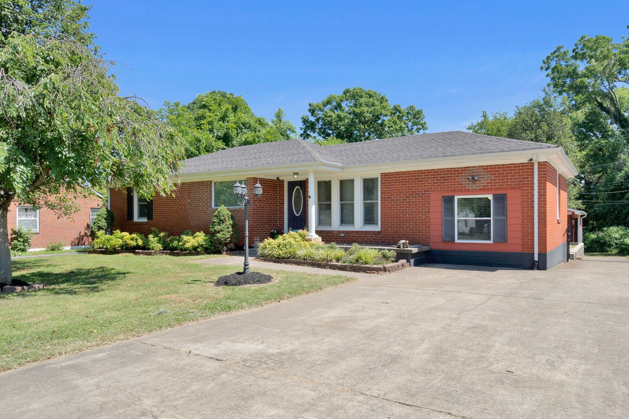 213 Amherst Drive Nashville TN 37214