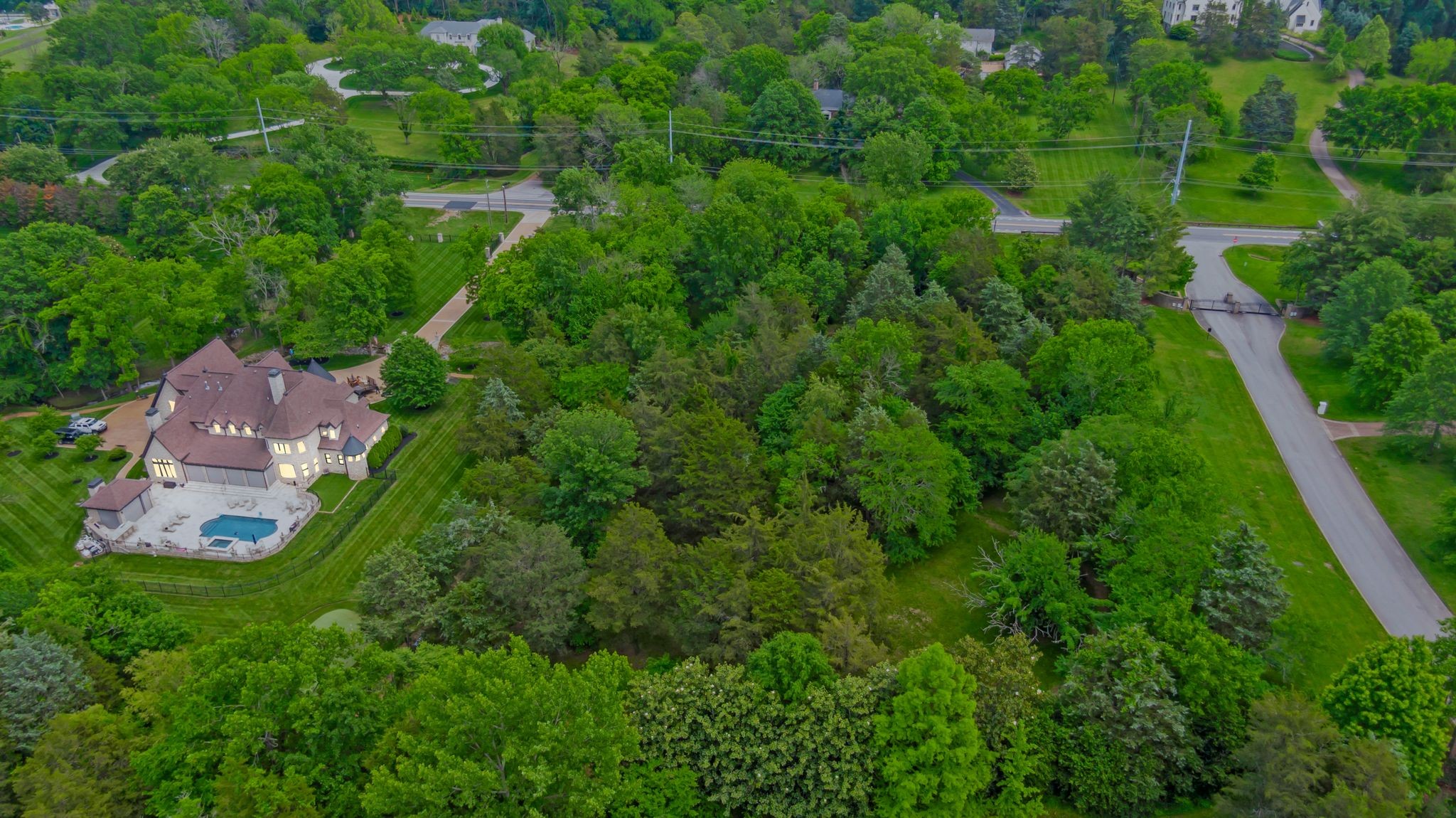 10 Bancroft Place Nashville TN 37215
