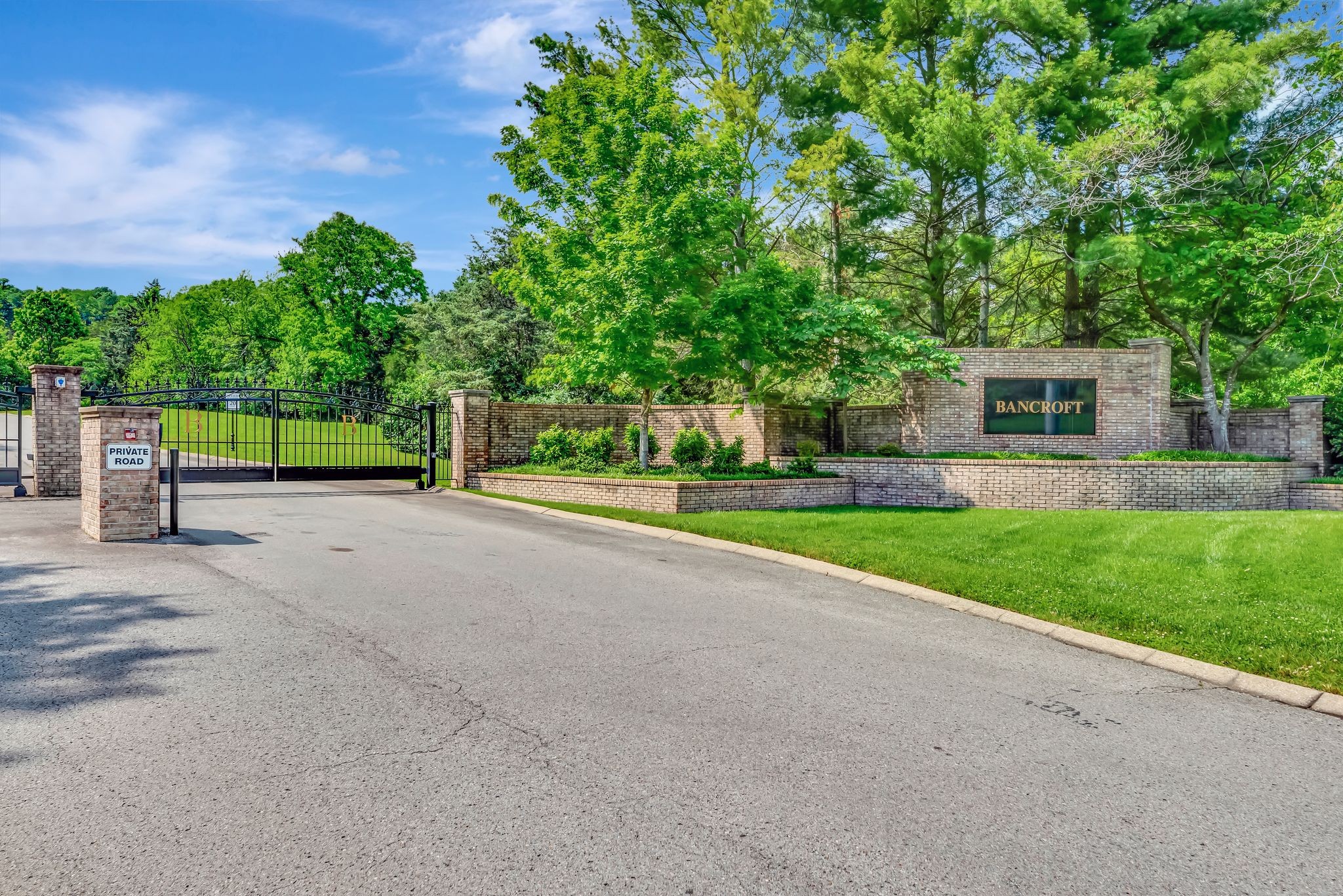 10 Bancroft Place Nashville TN 37215