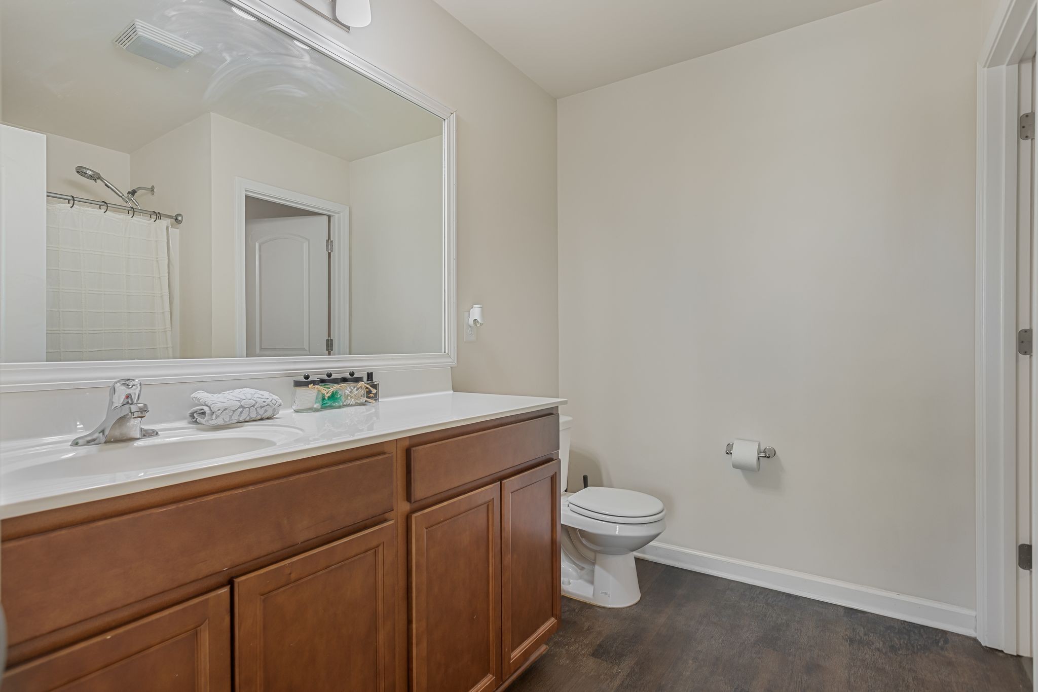 2708 Swarm Court Columbia TN 38401