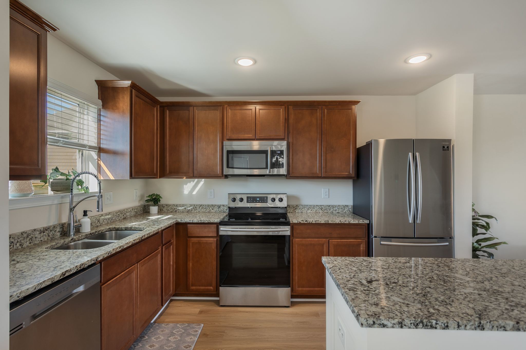 2708 Swarm Court Columbia TN 38401