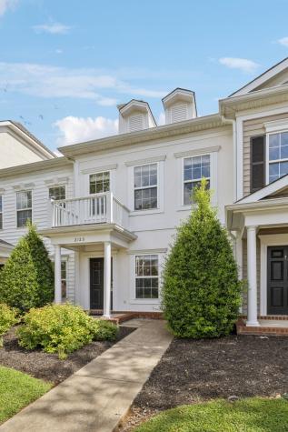 2123 Gold Valley Drive Murfreesboro TN 37130