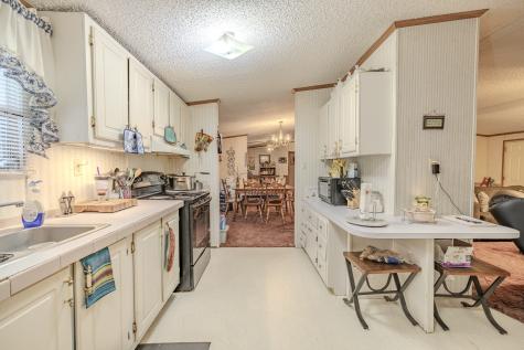 90 Shady Lane Saltillo TN 38370
