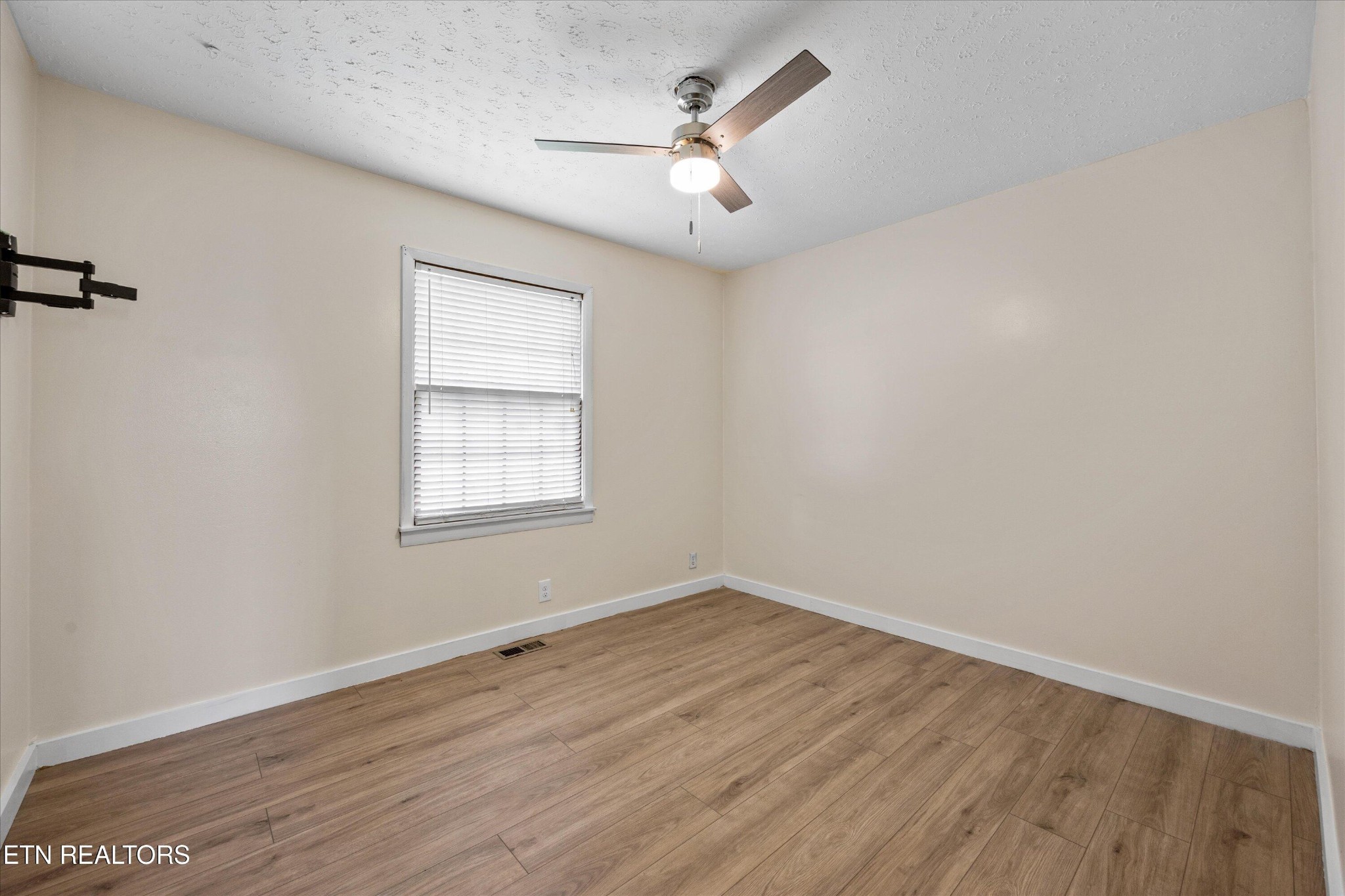 4621 Royalview Road Knoxville TN 37921