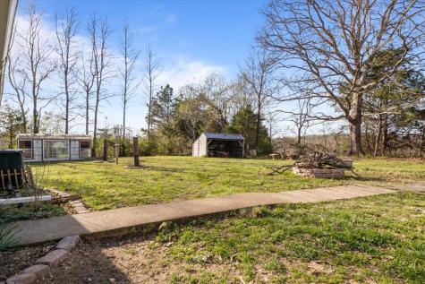 1515 Hayshed Road Charlotte TN 37036