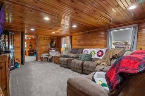 1515 Hayshed Road Charlotte TN 37036