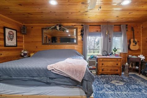1515 Hayshed Road Charlotte TN 37036