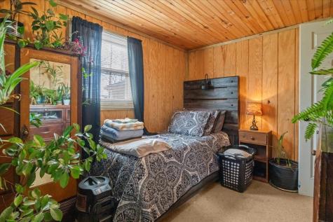 1515 Hayshed Road Charlotte TN 37036