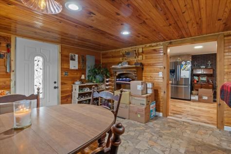 1515 Hayshed Road Charlotte TN 37036