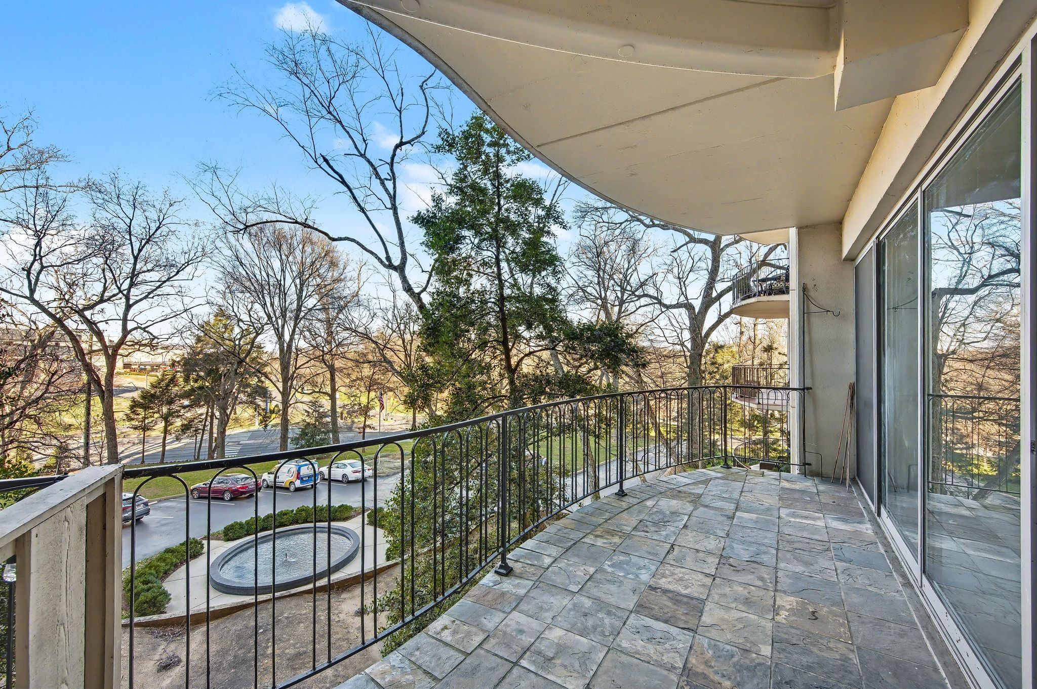 4215 Harding Pike Nashville TN 37205