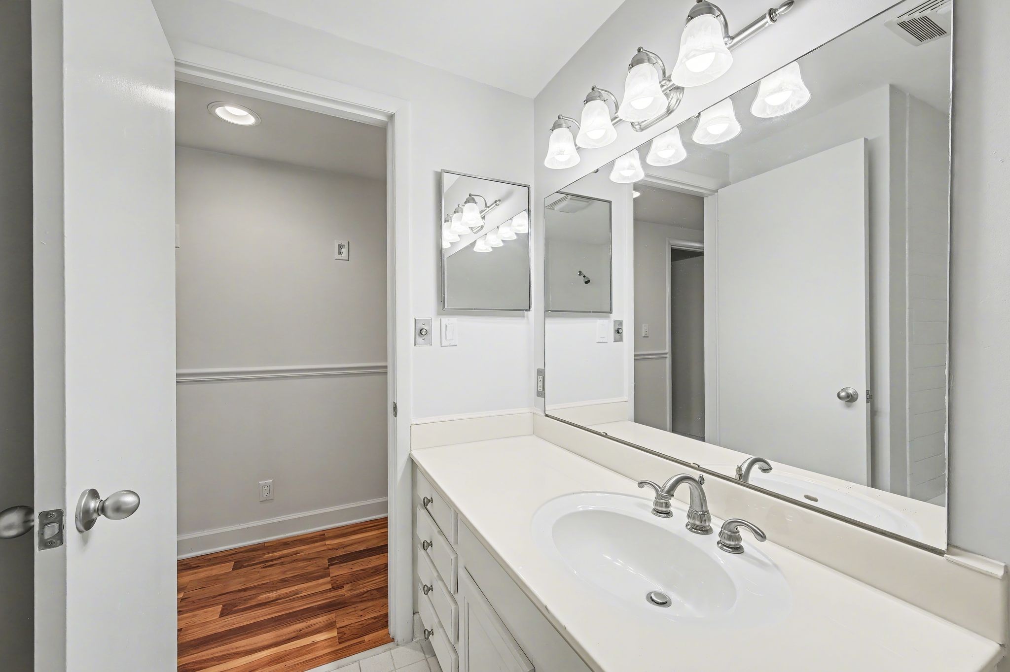 4215 Harding Pike Nashville TN 37205