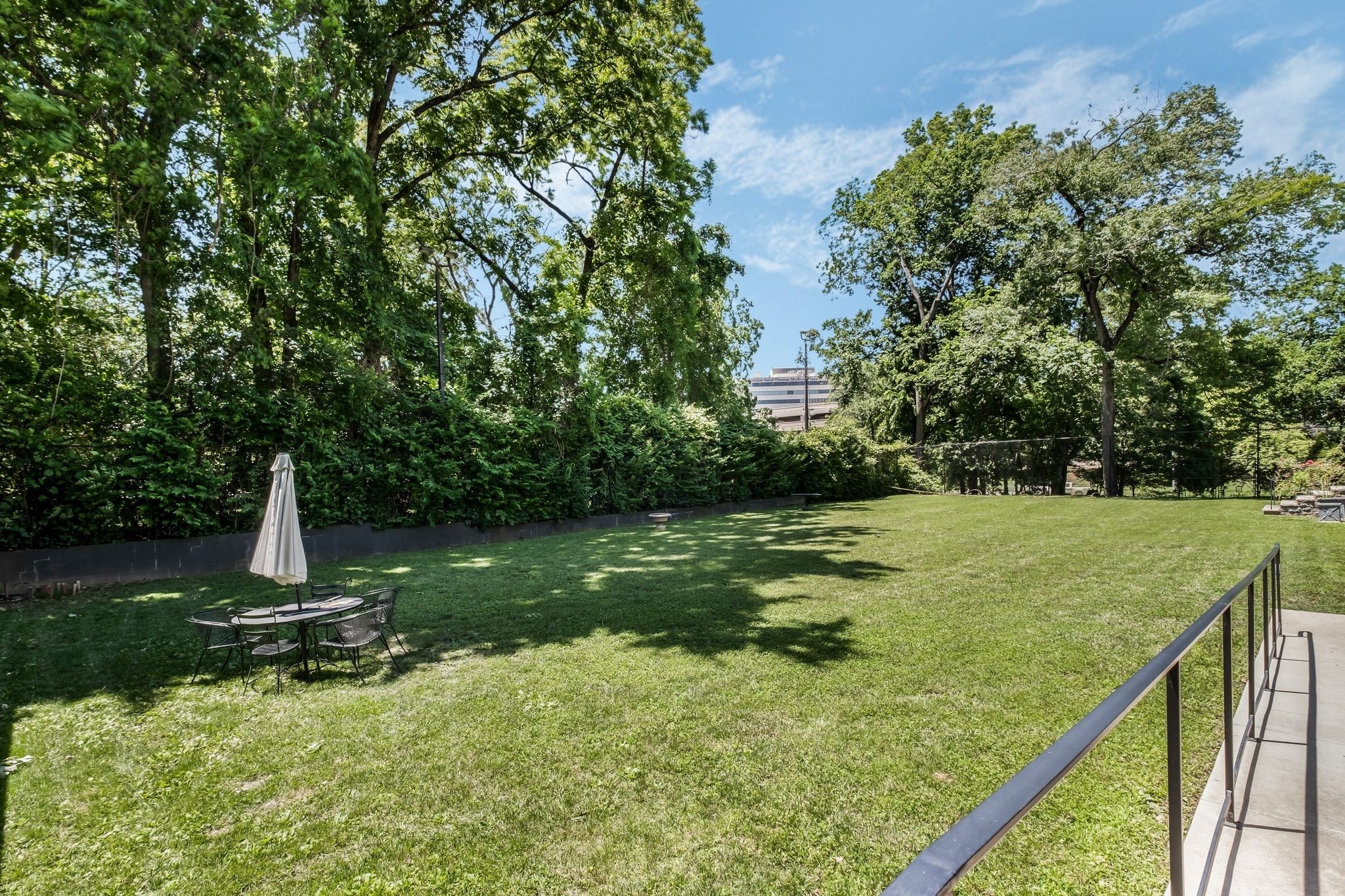 4215 Harding Pike Nashville TN 37205