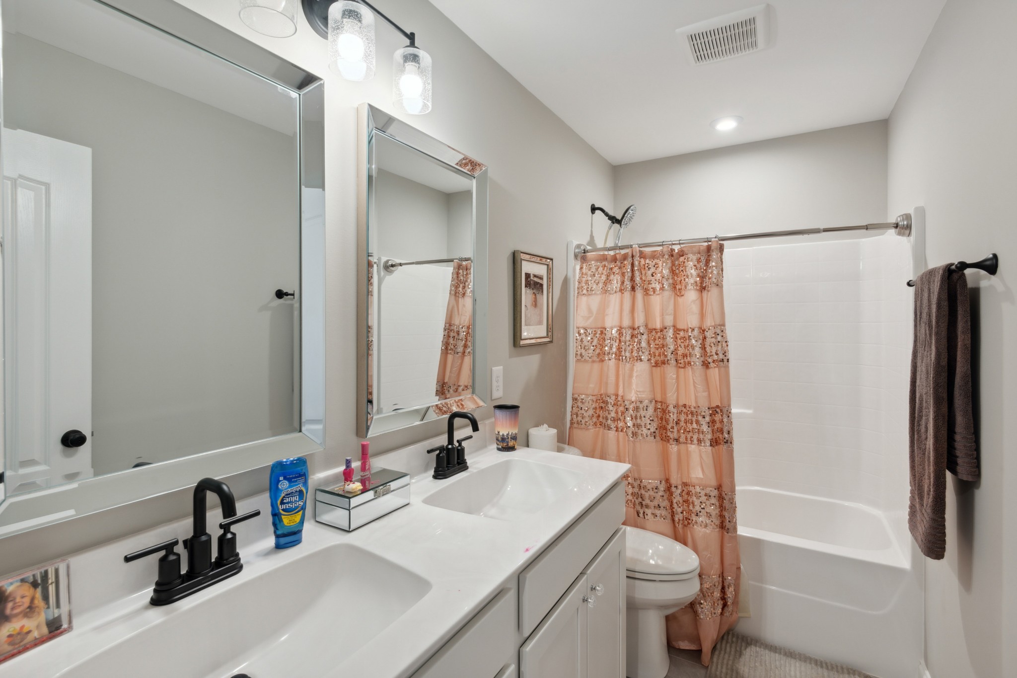 202 Woodhall Court White House TN 37188