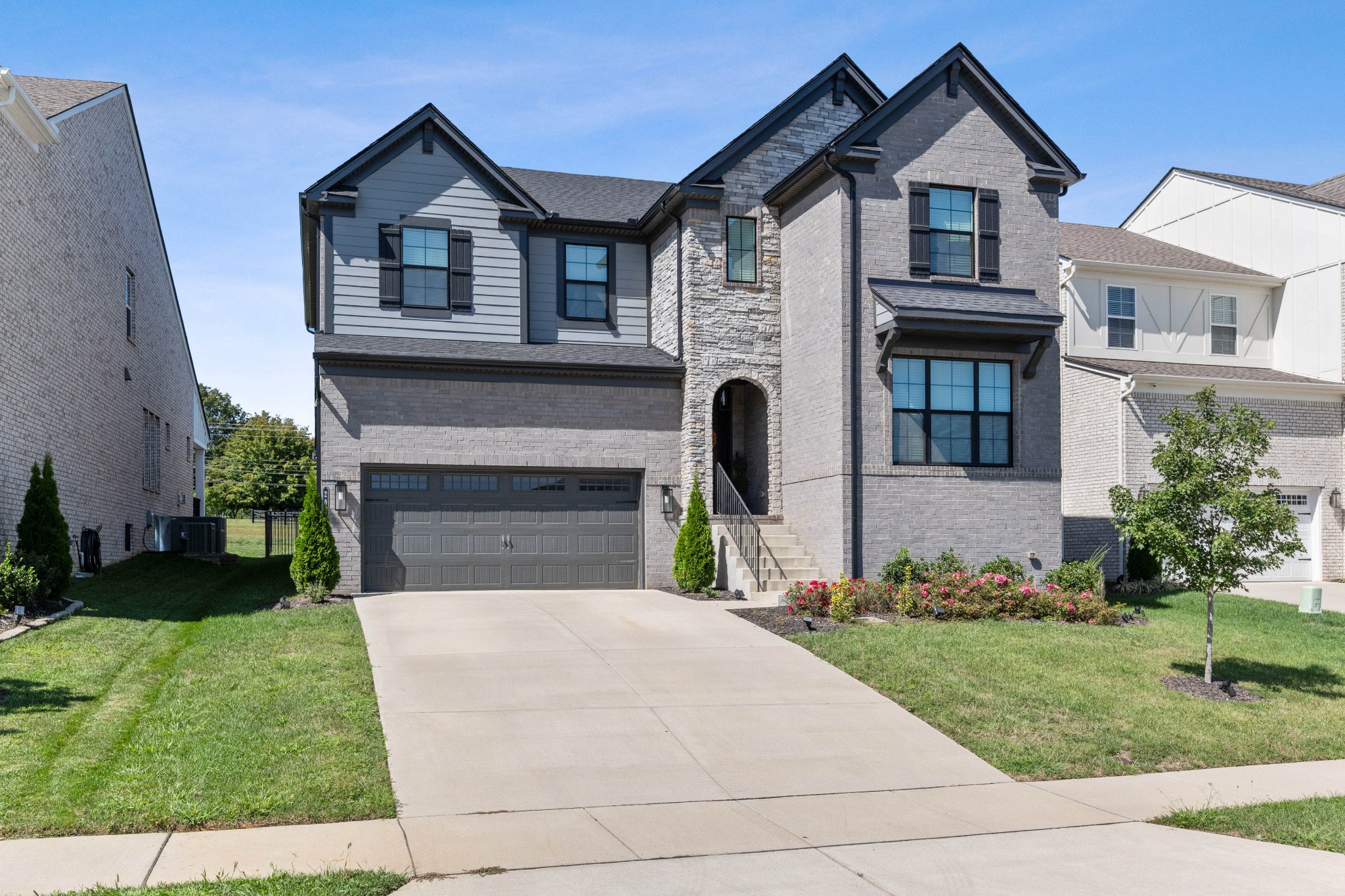 202 Woodhall Court White House TN 37188