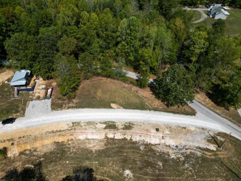 24 Dwellings Drive Tracy City TN 37387