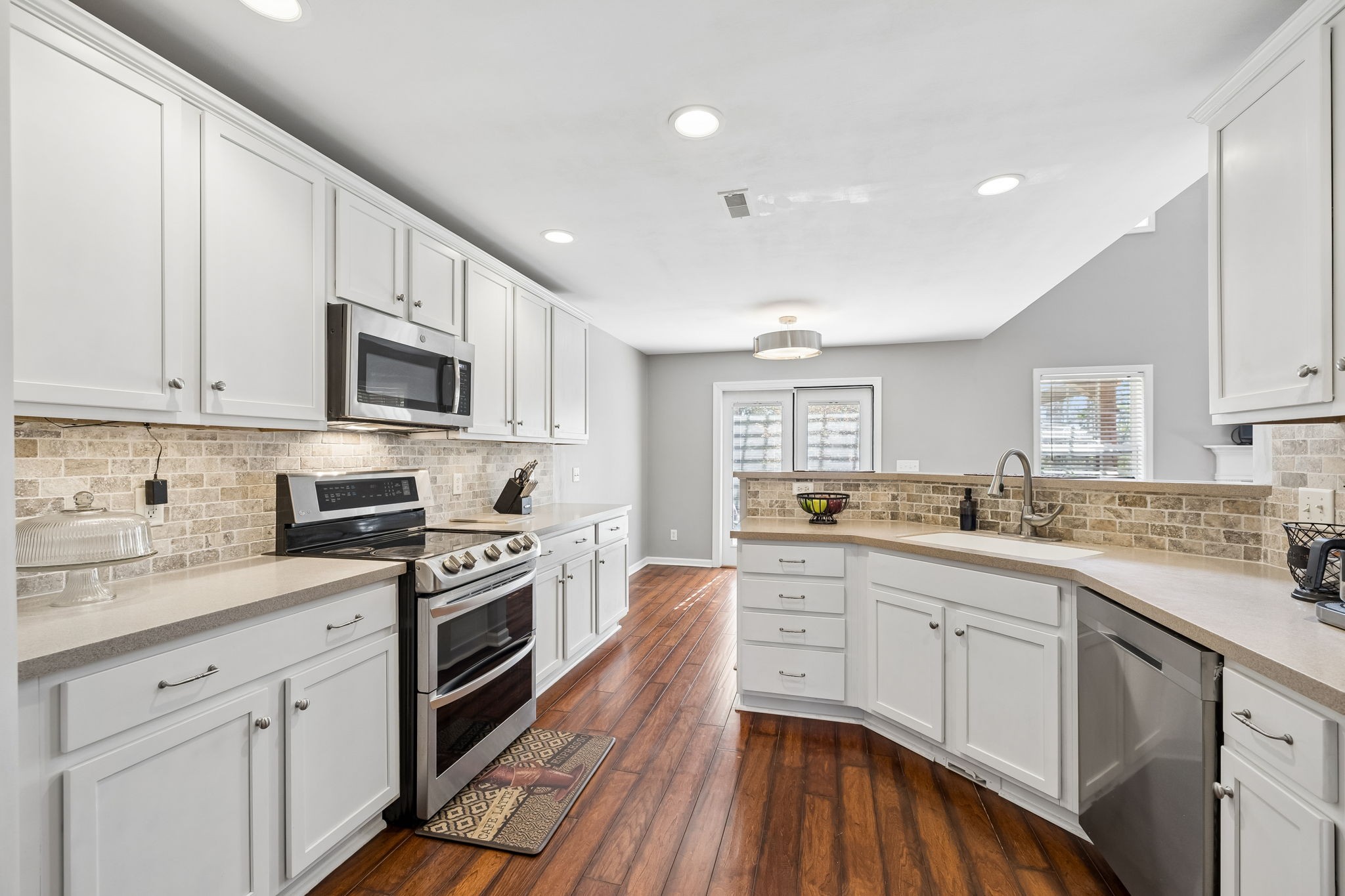 5014 Saint Ives Drive Murfreesboro TN 37128