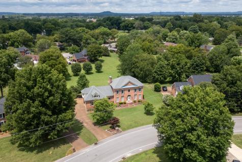 1066 Inneswood Drive Gallatin TN 37066