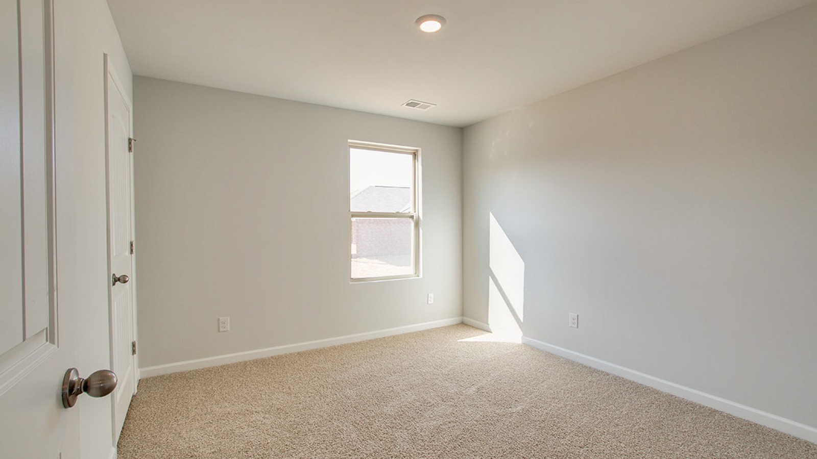 1135 Menge Avenue White House TN 37188