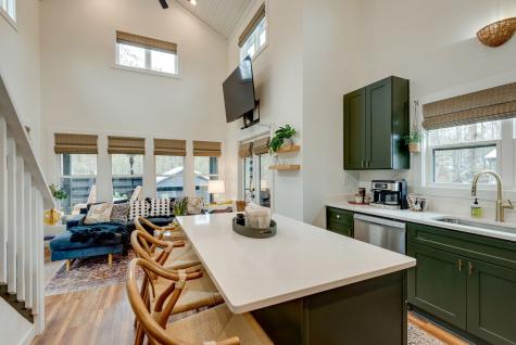 92 Hemlock Cove Tracy City TN 37387