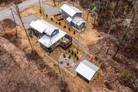 92 Hemlock Cove Tracy City TN 37387