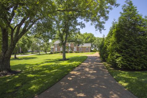 115 River Chase Drive Hendersonville TN 37075