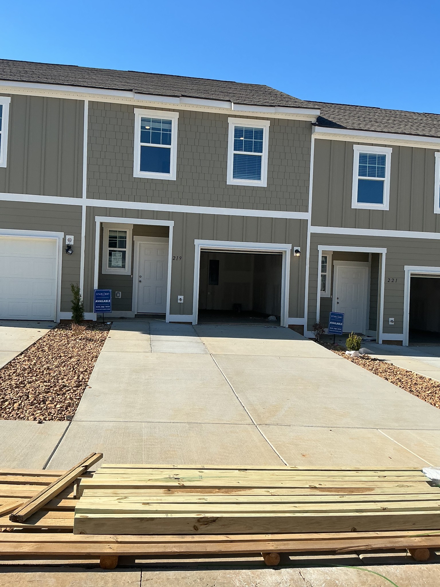 219 Darlington Drive Dickson TN 37055