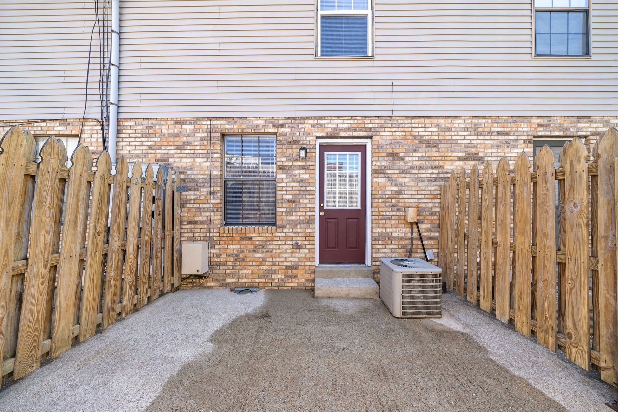 1500 W Knollwood Circle Clarksville TN 37043