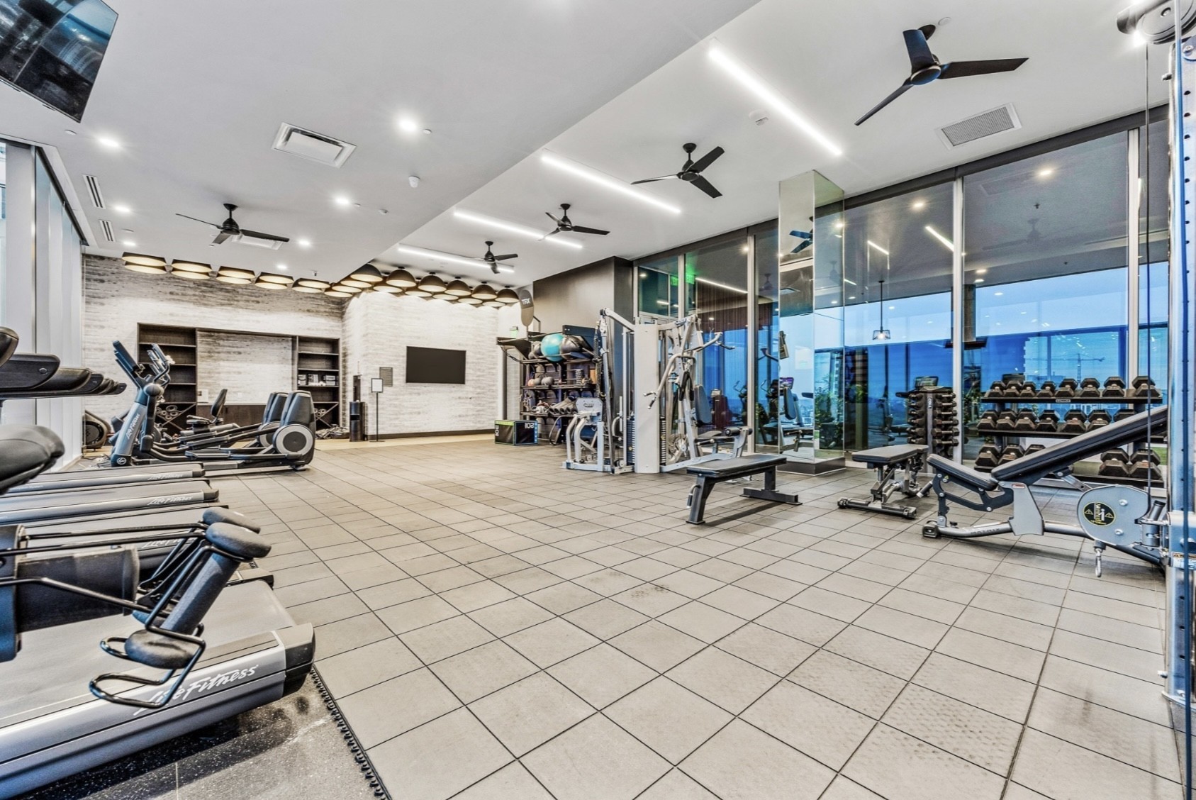 1616 West End Avenue Nashville TN 37203