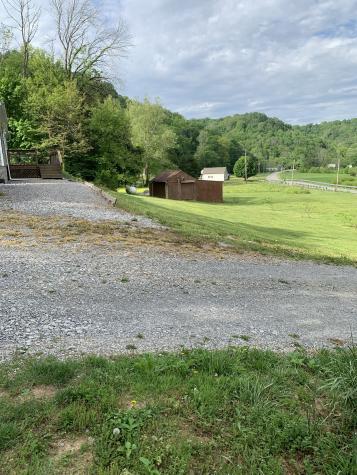 1791 New Harmony Road Hartsville TN 37074